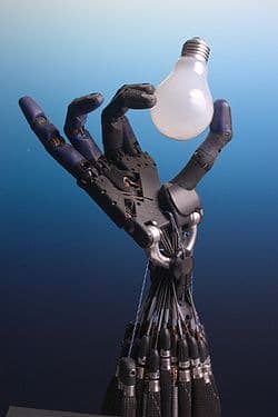 Realmente precisamos automatizar tudo? Como a automação influencia o trabalho humano